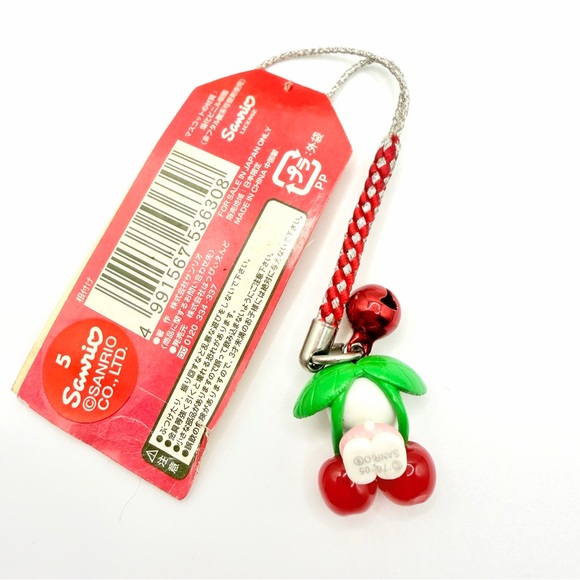 Hello Kitty Cherry Baby Gotochi Japan Netsuke Fruits vintage 2005 keychain Strap - Picture 4 of 4